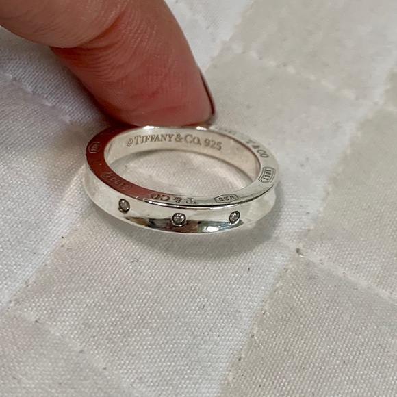 Tiffany & Co. Jewelry - 💎HP💎T&Co.1837  3 Diamond Stack Ring